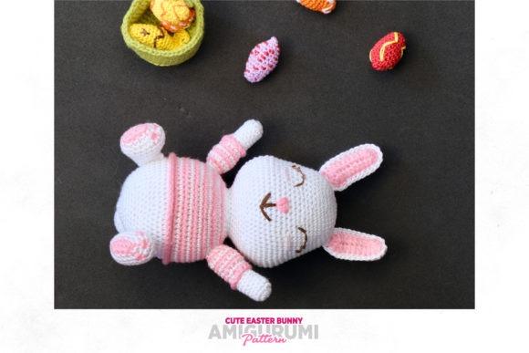 Crochet Easter Bunny Amigurumi — crochet Easter patterns Crochet Easter Bunny amigurumi doll with colorful eggs — crochet Easter patterns
