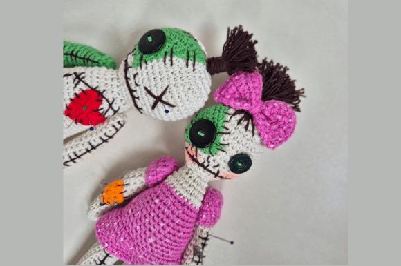 Amigurumi Voodoo Dolls — Crochet Halloween Patterns Amigurumi voodoo dolls with stitched details and oversized button eyes. — Crochet Halloween Patterns