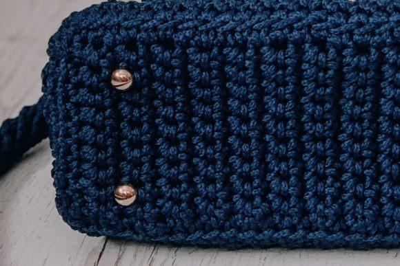 Crochet Crossbody Bag Pouch — crochet crossbody bag patterns Crochet crossbody bag patterns with a drawstring pouch design.