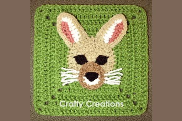 Cape Fox Granny Square Crochet Pattern — Crochet Granny Square Blanket Patterns Cape Fox Granny Square Crochet Pattern featuring a fox face on a green background — Crochet Granny Square Blanket Patterns