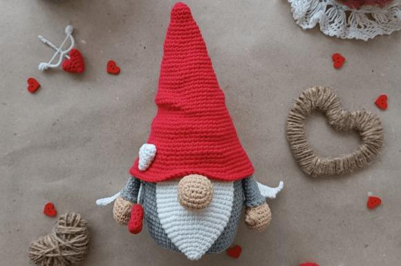 Cupid Gnome Crochet Pattern — Valentine crochet patterns Valentine crochet patterns Cupid Gnome