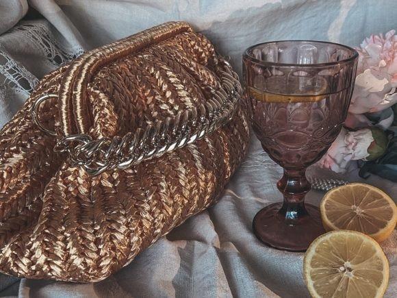 Dumpling Vintage Bag — Crochet clutch bag patterns Crochet clutch bag patterns featuring a vintage dumpling bag design.