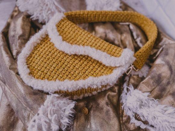 Crochet Saddle Bag Pattern — crochet crossbody bag patterns Crochet crossbody bag with saddle silhouette in mustard yellow — crochet crossbody bag patterns