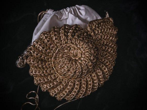 Crochet Shell Bag Pattern — crochet crossbody bag patterns Crochet crossbody bag with shell-inspired design — crochet crossbody bag patterns