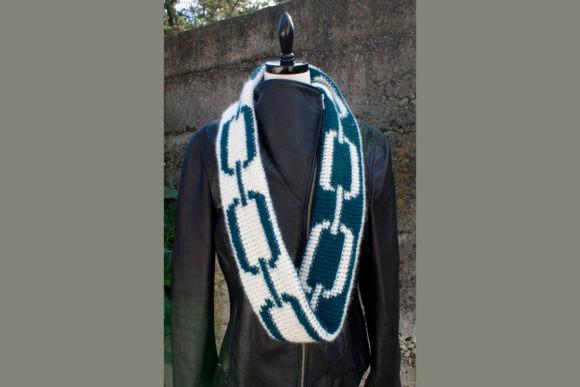 Infinity Chain Scarf Crochet Pattern — Crochet Scarf Patterns Crochet scarf featuring a reversible two-color chain pattern. — Crochet Scarf Patterns