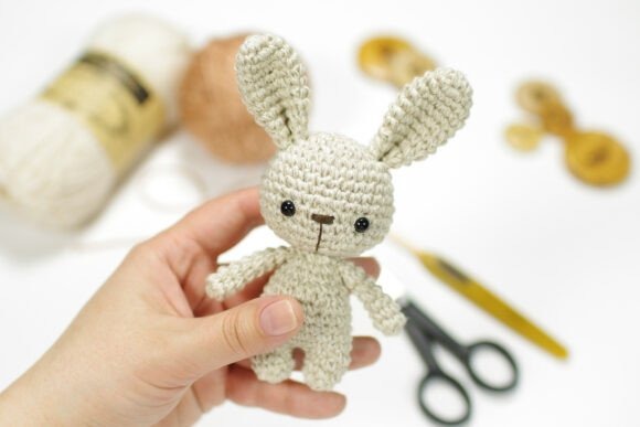 Mini Crochet Bunny — mini amigurumi patterns Mini crochet bunny made with light yarn — mini amigurumi patterns