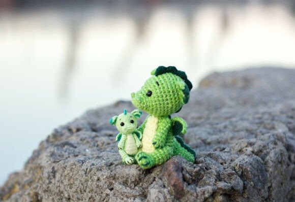 Mini Amigurumi Dragon — mini amigurumi patterns Mini amigurumi dragon in green yarn — mini amigurumi patterns