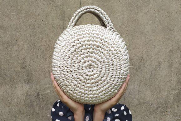 Round Bag Purse Handbag — crochet tote bags patterns Round crochet tote bag made from rope or T-shirt yarn — crochet tote bags patterns