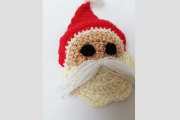 Santa Face Ornament — Crochet Christmas Ornaments Patterns Crochet Santa face ornament for Christmas decorations — Crochet Christmas Ornaments Patterns