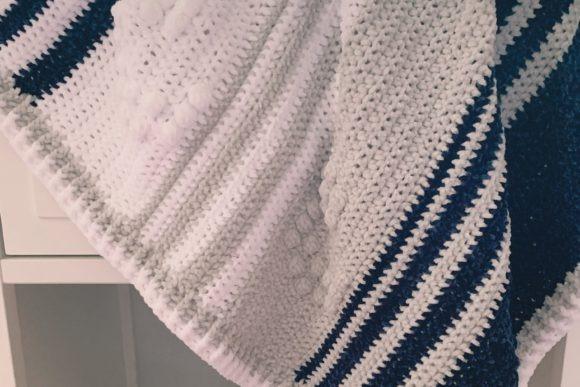 Midnight Skies Baby Blanket — Crochet Baby Blanket Patterns Crochet baby blanket with navy and white stripes — Crochet Baby Blanket Patterns