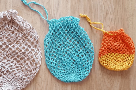 Drawstring Net Bags — things to crochet for creative handmade Things to crochet for creative handmade projects: Drawstring Net Bags in various sizes.