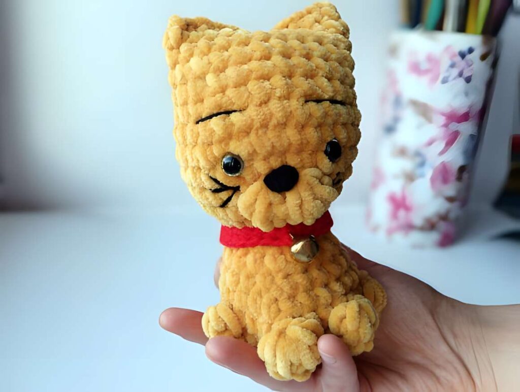 Chunky chenille yarn amigurumi cat crochet pattern, no sew, plush — chunky chenille yarn amigurumi crochet patterns
