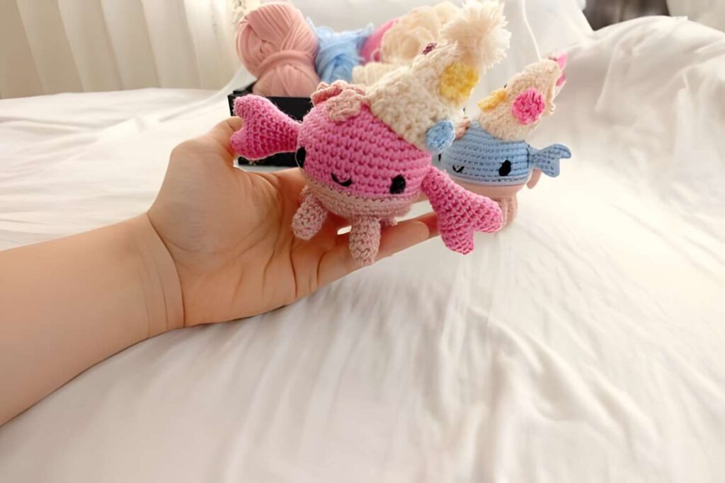 Two cute amigurumi crabs in pink and blue, showcasing crochet patterns. — amigurumi crochet patterns