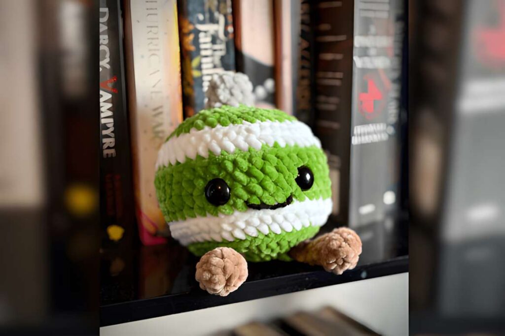 Jellycat Christmas Bauble Crochet Plush made with chunky chenille yarn — chunky chenille yarn amigurumi crochet patterns